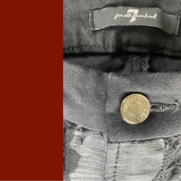 7 for all mankind Black jeans. Floral front, black back new never worn size 26 - Picture 4 of 10